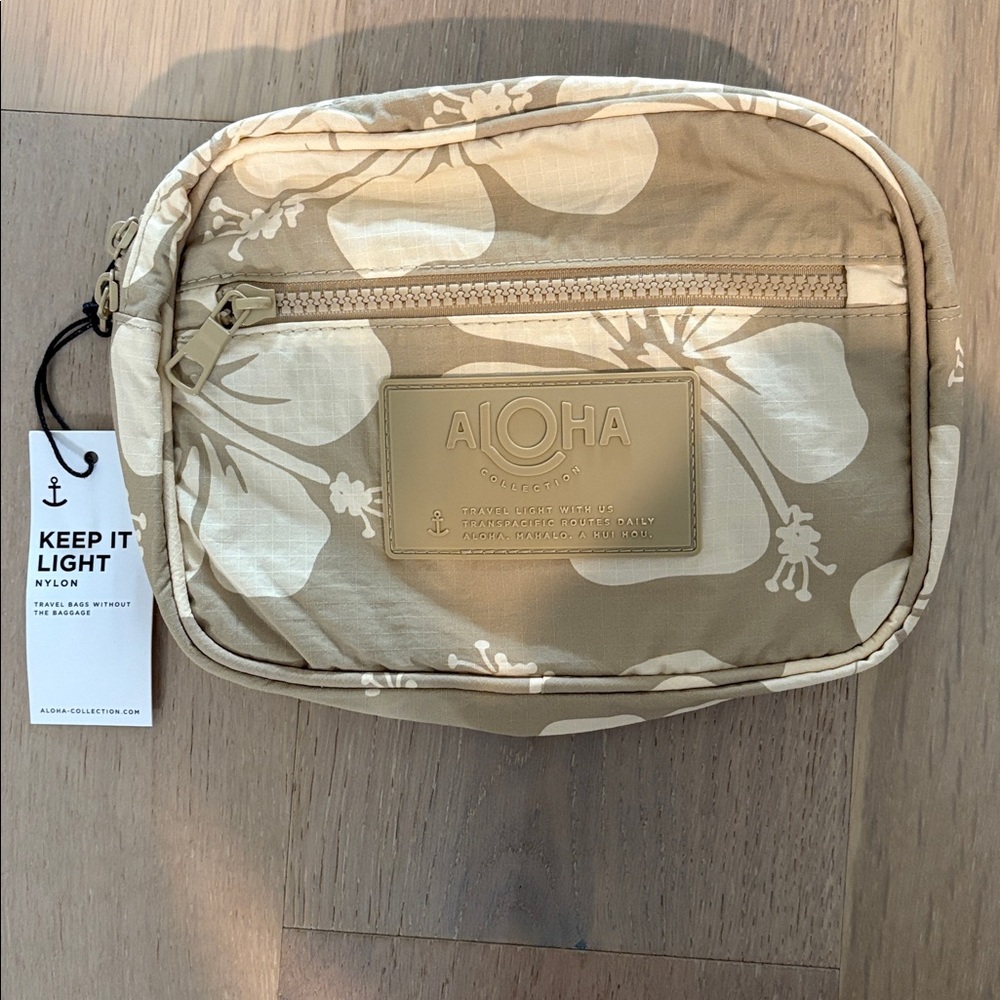 ALOHA Collection Keep it Light hip pack